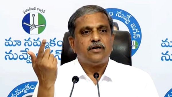 ఎన్నికలు ఎప్పుడొచ్చినా స్వీప్-వైసీపీ నేతలతో సజ్జల ..!