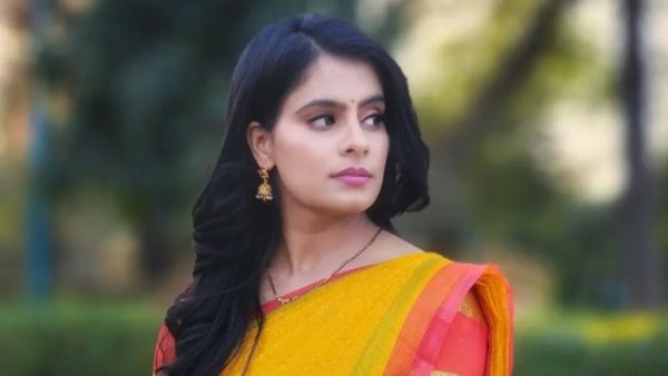 ప్రముఖ నటి శోభిత మృ‌తి..తన ఫ్లాట్‌లోనే విగతజీవిగా