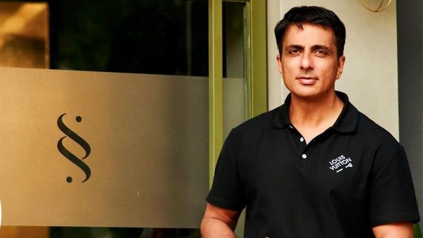 సీఎం సహా అనేక పదవులు ఆఫర్ చేశారు కానీ.. సోనూ సూద్