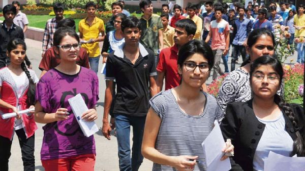 ప్రజా పాలన విజయోత్సవాల వేళ.. తెలంగాణలో మరో కీలక నియామకం: స్టూడెంట్స్‌కు గుడ్ న్యూస్.. !!