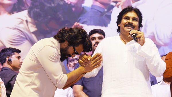 రామ్‌చరణ్ ‘గేమ్ ఛేంజర్’ ఈవెంట్‌లో పవన్ కళ్యాణ్ హాట్ కామెంట్స్