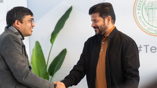 తెలంగాణకు గుడ్ న్యూస్..రాకెట్ తయారీ కంపెనీతో కీలక ఒప్పందం