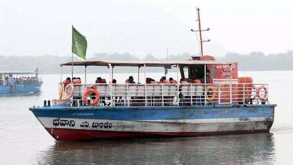 వెన్నెల రాత్రుల్లో, నదీ అలలపై .. మధురమైన బోట్ షికారు..ఏపీ టూరిజం శుభవార్త!