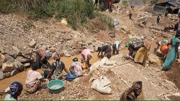 Mali: బంగారు గనిలో ఘోర ప్రమాదం.. 10 మంది మృతి