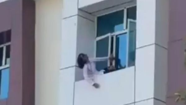 మల్లారెడ్డి కాలేజీలో విద్యార్థిని ఆత్మహత్యాయత్నం.. కాపాడారిలా!