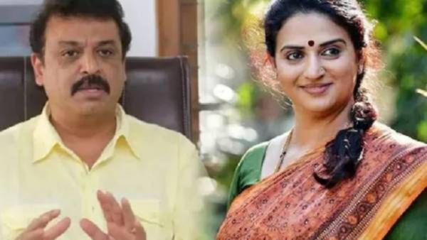నా లైఫ్ టైటానిక్ షిప్ అయింది... పవిత్రాలోకేష్ పై నరేష్ సంచలన వ్యాఖ్యలు