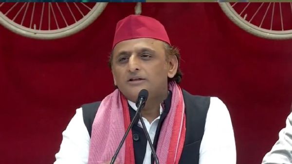 Akhilesh Yadav: కుంభమేళా తొక్కిసలాటలో ఎంత మంది చనిపోయారో? .. అఖిలేష్ కీలక వ్యాఖ్యలు