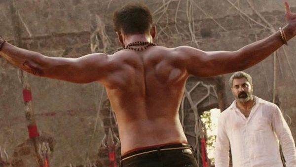 తెలుగులో అట్టర్ ఫ్లాప్... హిందీలో దుమ్మురేపుతోంది