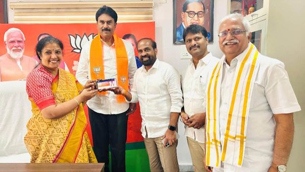 అలా వైసీపీకి రాజీనామా.. ఇలా బీజేపీలో చేరిక