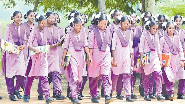 నో బ్యాగ్ డే- ఉపాధ్యాయుల బదిలీలపై కీలక నిర్ణయం..!!