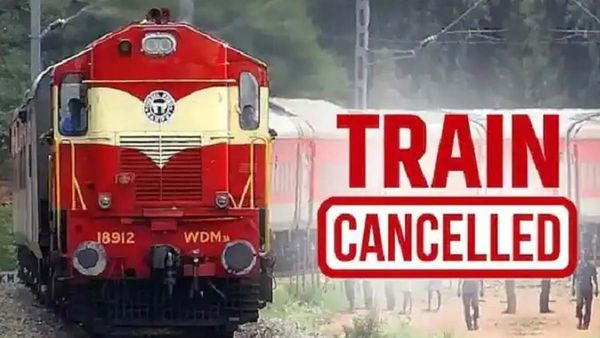 పండుగ వేళ ఈ మార్గంలో నాలుగు ప్రధాన రైళ్లు రద్దు..!!