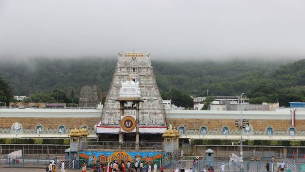 టోకెన్లు లేకపోయినా శ్రీవారి దర్శనానికి వెళ్లొచ్చు
