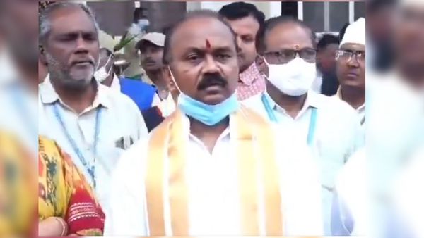 తిరుపతి తొక్కిసలాటపై మౌనం వీడిన టీటీడీ ఈఓ