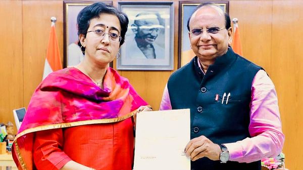 ఆతిషి అవుట్: కేజ్రీవాల్.. వాట్ నెక్స్ట్: ఒక్క దెబ్బకు అంతా తలకిందులు!