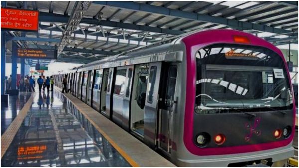మెట్రో ప్రయాణికులకు భారీ షాక్.. టికెట్ రేట్లు 50 శాతం పెంపు