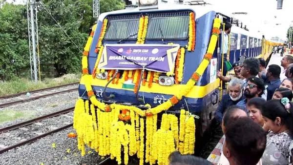 షిర్డీ, పంచ జ్యోతిర్లింగ ఎక్స్‌ప్రెస్‌కు ఏపీలో హాల్ట్ స్టేషన్లు ఇవే: ప్యాకేజీలో శ్రీశైలం
