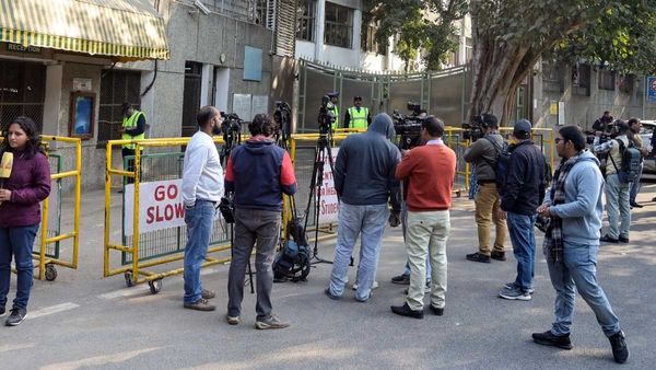 Bomb Threats: 4 ప్రైవేట్ స్కూళ్లకు బాంబు బెదిరింపులు