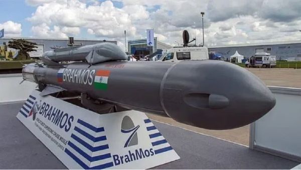 Brahmos missile: బ్రహ్మోస్ క్షిపణికి భారీ డిమాండ్.. ఈ ఏడాది మెగా ఒప్పందం!