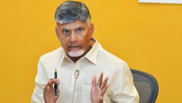 వారిద్దరితో చాలా ప్రమాదం, జాగ్రత్తగా ఉండాలి - సీఎం చంద్రబాబు