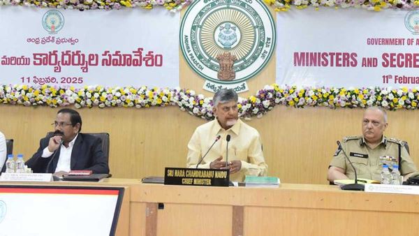 టైమ్ కు వచ్చేసిన చంద్రబాబు-అవాక్కైన అధికారులు.?