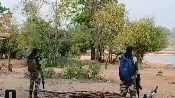 Chhattisgarh Encounter: ఛత్తీసగఢ్లో భారీ ఎన్కౌంటర్.. 8 మంది మావోయిస్టులు మృతి