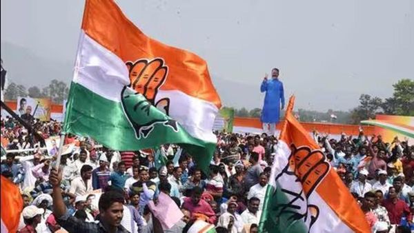 తెలంగాణ కాంగ్రెస్‌లో బిగ్ వికెట్ డౌన్