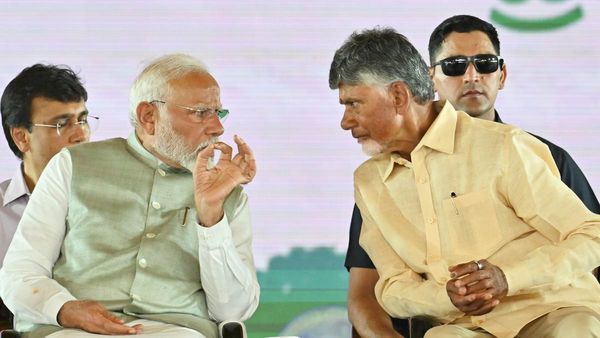 చంద్రబాబు కీలక ప్రతిపాదనలు - మోదీ లెక్కే వేరు..!!