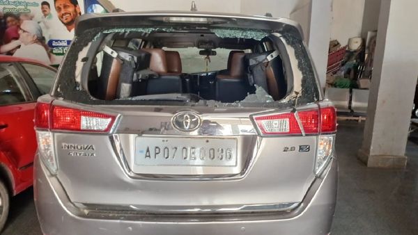 చిలకలూరిపేటలో పీక్స్ కి చేరిన పాలిటిక్స్.. హత్యాయత్నం ?