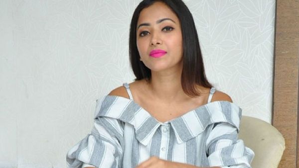 టాలీవుడ్‌లో వేధింపులు.. ఆ హీరోతో టార్చర్ అనుభవించా : శ్వేతా బసు 