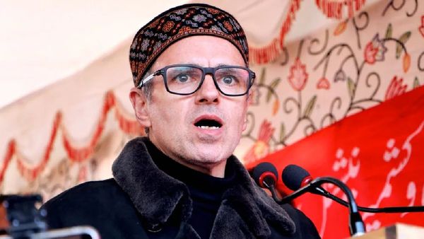 Omar Abdullah: ఇంకా మీలో మీరే కొట్టుకోండి.. ఢిల్లీ ఫలితాలపై ఒమర్ అబ్దుల్లా సంచలన వ్యాఖ్యలు