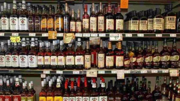 భారీ డిస్కౌంట్‌తో మందు ఆఫర్- అదొక్కటీ చేస్తే చాలు