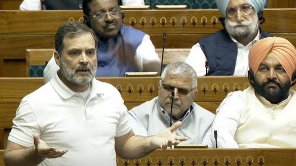 Rahul Gandhi: మేకిన్ ఇండియాతో పెద్దగా ఒరిగిందేమి లేదు.. లోక్ సభలో రాహుల్ హాట్ కామెంట్స్