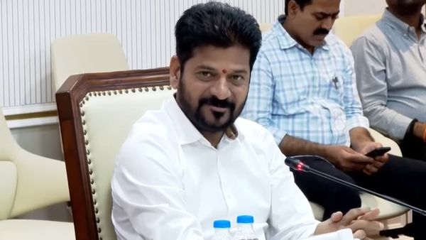 కేసులు: సీఎం రేవంత్ రెడ్డితో ఎమ్మార్ ప్రాపర్టీస్ ప్రతినిధుల కీలక భేటీ