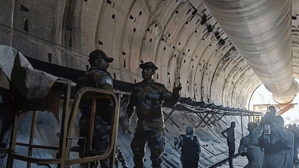 SLBC టన్నెల్ ప్రమాదంలో షాకింగ్ విషయాలను వెల్లడించిన సింగరేణి సీఎండీ బలరాం!