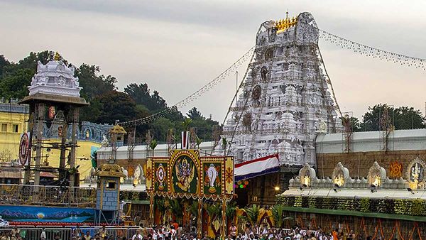 తిరుమలలో మంట కలుస్తున్న ఆగమ శాస్త్ర నిబంధనలు- అరిష్టం