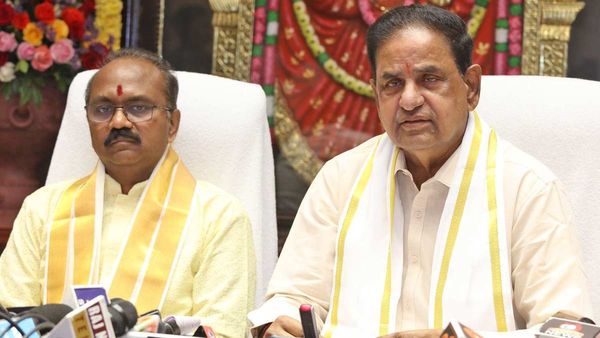 తిరుమల తోపులాటలో బాలుడి మృతి వార్తలపై టీటీడీ ఛైర్మన్ సీరియస్