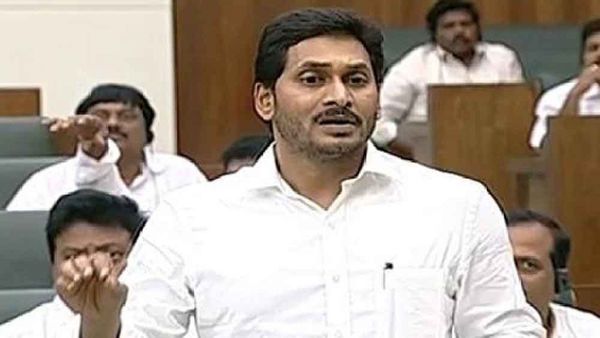 అసెంబ్లీకి జగన్ హాజరు వెనుక - అక్కడే నిర్ణయం..!!