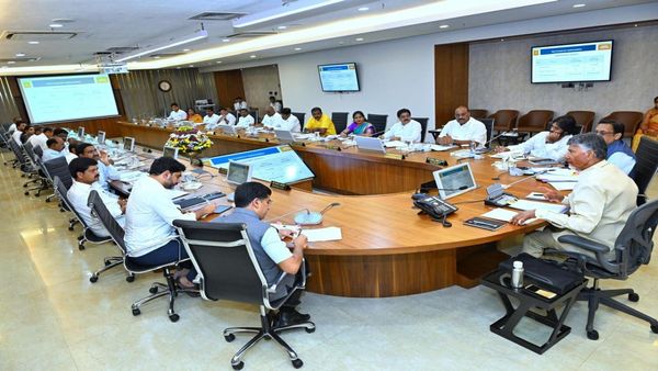 గేరు మార్చిన చంద్రబాబు- అనూహ్య నిర్ణయం..!!