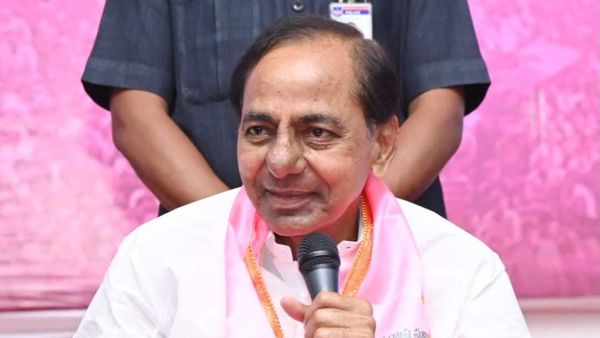 వరంగల్ లో కేసీఆర్ సభ... అదునుచూసి రంగంలోకి గులాబీ బాస్..! 