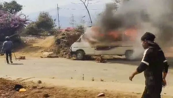 మణిపూర్‌లో మళ్లీ చెలరేగిన హింస.. ఒకరు మృతి, 25 మందికి గాయాలు