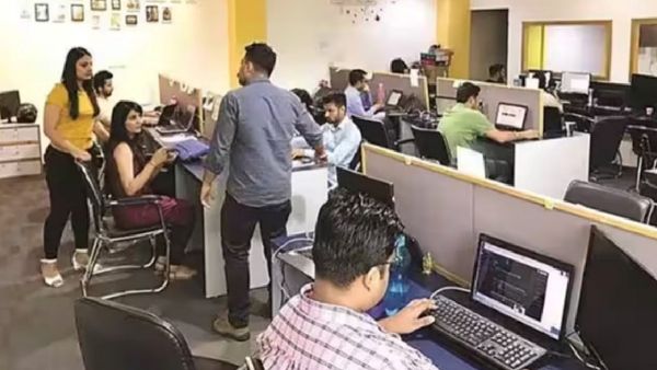 సాఫ్ట్ వేర్ ఉద్యోగులకు హై అలర్ట్.. ఇక సర్దుకోవాల్సిందేనా..!