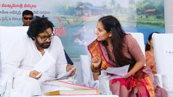 మళ్లీ పవన్ ఫ్యాన్స్ ఓజీ రచ్చ-ఆ పాపులారిటీకి ఎంపీ బైరెడ్డి శబరి ఫిదా..!