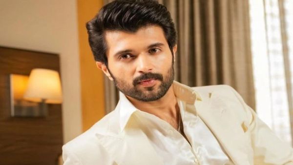 అడ్డంగా బుక్ అయిన విజయ్ దేవరకొండ, మంచు లక్ష్మి