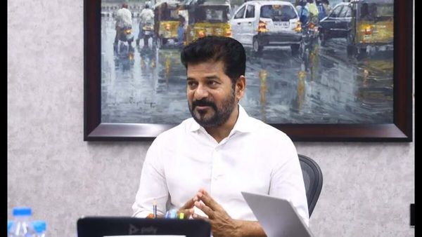 అప్రమత్తంగా ఉండాలంటూ సీఎం రేవంత్ ఆదేశాలు