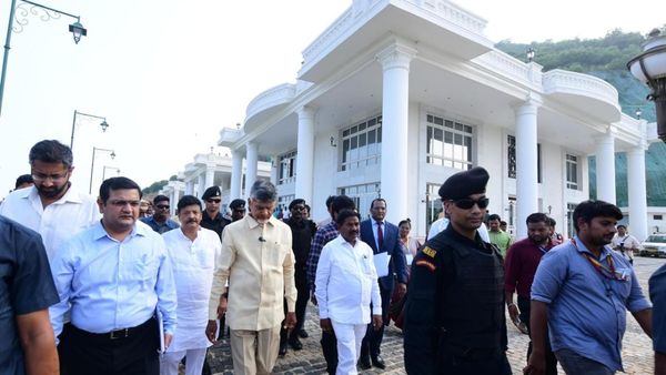 రుషికొండకు మంత్రులు-కేబినెట్లో చంద్రబాబు ఆదేశం-పాస్టర్ మృతిపై..!