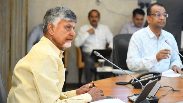 ఎన్నిసార్లు చెప్పినా మారరా..? మంత్రులపై బాబు సీరియస్..!