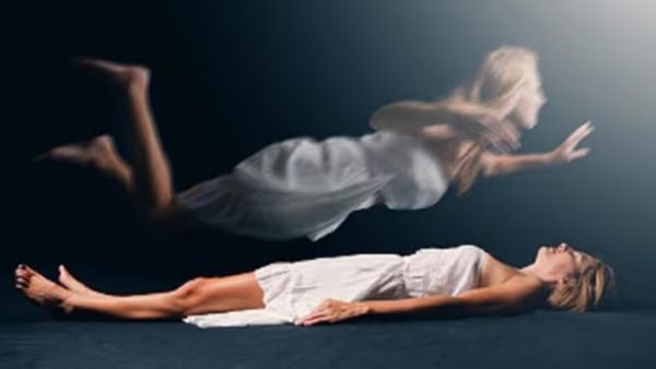 కలలో బ్రతికి ఉన్నవాళ్ళు చనిపోయినట్టు కనిపిస్తే ఏం జరుగుతుంది?