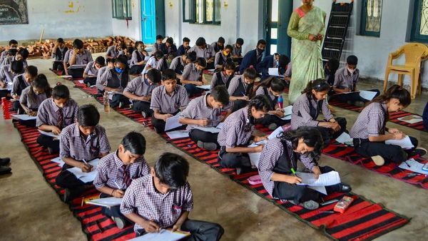 న్యూ రూల్స్ - ఇకపై ఏప్రిల్ నుంచే స్కూల్స్‌ ప్రారంభం