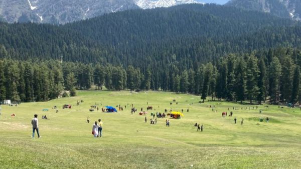 ఉగ్రదాడితో దేశంలో హైటెన్షన్-ముస్లిం విద్యార్ధులకు బెదిరింపులు..!