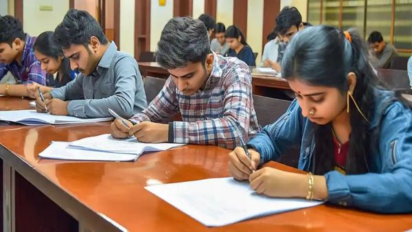 ALERT:రేపటి నుంచే ఐఐటీ జేఈఈ మెయిన్.. ఆ బట్టలు వేసుకుంటే నో ఎంట్రీ